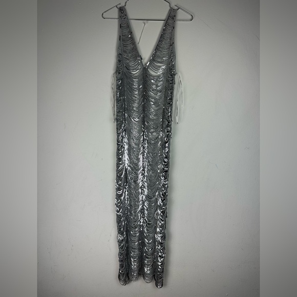 ZARA NWT Women’s Sleeveless Sequin Silver MIDI Dress Size XS-S - Picture 2 of 8